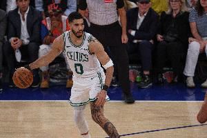 医学博士:个人预测塔图姆最快11月复出 慢的话可能要明年1月