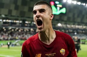 曼奇尼:我一直具备进攻属性,罗马队防守稳固并非只靠后卫