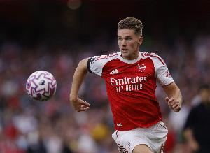 积极!约克雷斯本赛季在进攻三区、对手禁区逼抢次数领跑所有球员