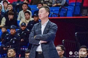 青岛小伙子们国庆假期练兵忙!球队一天两练、一周放假一天