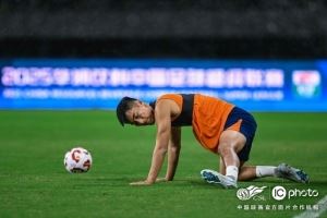  踩场掠影 以昂扬的斗志迎接明日的比赛！