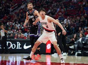 媒体人：杨瀚森是CBA最佳防守球员 来到NBA却很难有效控制犯规