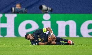 米体:布雷默因手术将再伤缺4到6周,至少伤缺到11月国际比赛日