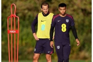 官方:热刺21岁前锋斯卡列特参加英格兰队今日训练