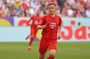 基米希：施洛特贝克正在成长为一个领袖，他确实取得了长足的进步