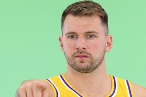 东契奇:常规赛开启前还有两次训练 我们还需要理清一些东西