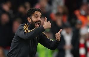 无锋阵力克红军!曼晚:阿莫林面临是否继续启用舍什科的幸福烦恼