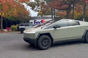 开拓者队记:球队取消了今天的媒体采访 球员们已陆续离开