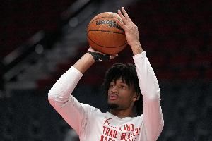 斯普利特:我们末节的投篮一定能提升 目前的表现远低于实际水平