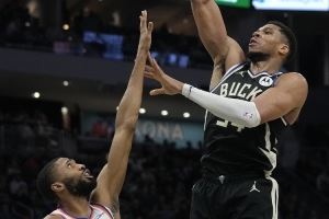 老里谈字母哥和尼克斯的交易流言:只有你们那边闹得沸沸扬扬