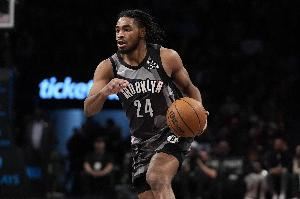  手感冰凉！卡梅隆-托马斯打满首节7投仅1中拿5分 正负值-7