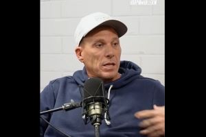  白巧克力谈名人堂：进名人堂得是超级明星 不应该每年都有人入选