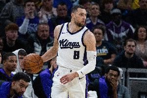 关键切球确保胜利!拉文17中8&6记三分砍下31分4板2助1断