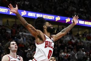  科比·怀特：我的风格和球队打法完美契合 快速决策不粘球