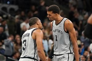  连续3场开局慢热！文班：我们正在摸索解决之道 我们会解决的