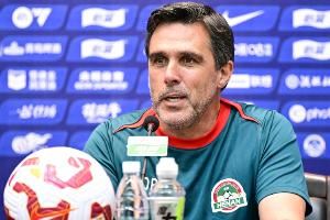  拉莫斯：河南队希望我继续执教，我们的踢法在中超排前三