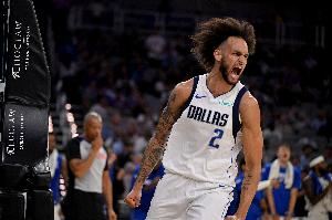  此前升级为出战成疑！独行侠主场迎战太阳 莱夫利继续缺阵