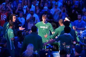  亡羊补牢！薪资专家：独行侠应交易浓眉&欧文 围绕弗拉格迅速重建