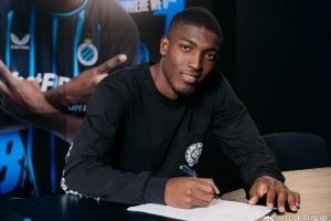  詹俊：利物浦两名主力中卫不时失误，可以考虑布鲁日中卫奥多涅斯