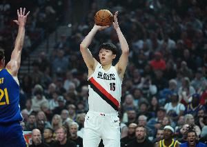  😍打得好！杨瀚森G联盟第二战半场独揽9分6板3帽！次节单节9分