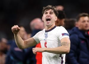  8场1球未失！斯通斯：这一届英格兰队的阵容深度令人不可思议