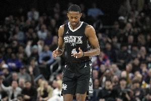  福克斯：我们可能连赢五场也可能连输三场 关键在于如何应对逆境